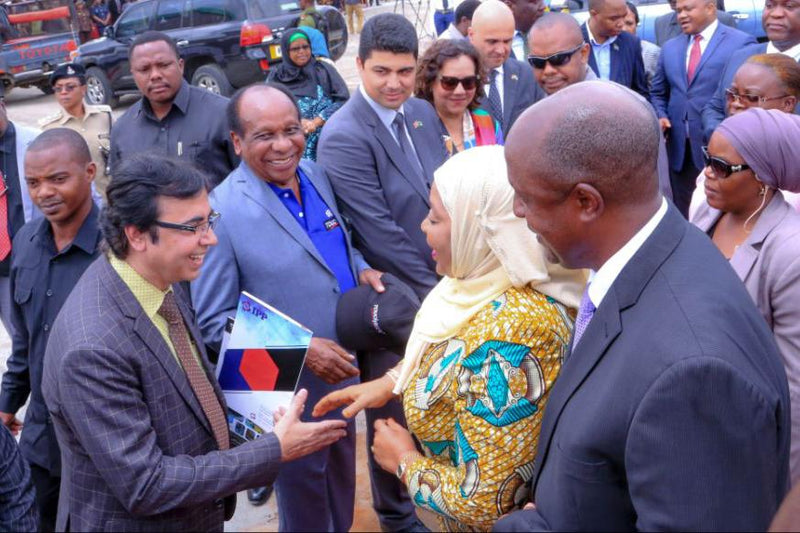 Vasant Menghani CEO of TOUCHMATE, met President of Tanzania Samia Suluhu Hassan